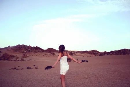 Igrounding or earthing techniques can soothe and quiet
